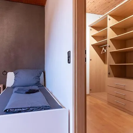 度假居 Traumhaus Naehe Mainz I 12 Betten I 4 Schlafzimmer I Terrasse I 200m2 I Garten *