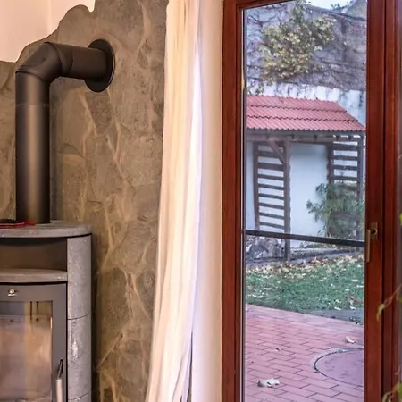 Traumhaus Naehe Mainz I 12 Betten I 4 Schlafzimmer I Terrasse I 200m2 I Garten *