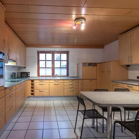 度假居 Traumhaus Naehe Mainz I 12 Betten I 4 Schlafzimmer I Terrasse I 200m2 I Garten Weinolsheim