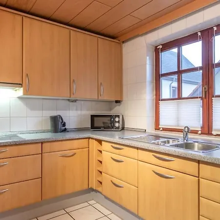 度假居 Traumhaus Naehe Mainz I 12 Betten I 4 Schlafzimmer I Terrasse I 200m2 I Garten *