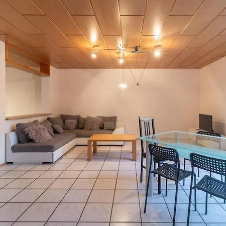 度假居 Traumhaus Naehe Mainz I 12 Betten I 4 Schlafzimmer I Terrasse I 200m2 I Garten