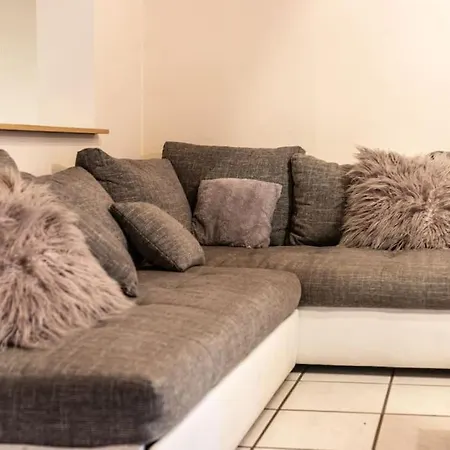 Traumhaus Naehe Mainz I 12 Betten I 4 Schlafzimmer I Terrasse I 200m2 I Garten 度假居 Weinolsheim