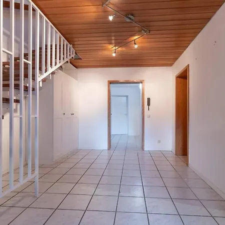 Traumhaus Naehe Mainz I 12 Betten I 4 Schlafzimmer I Terrasse I 200m2 I Garten Weinolsheim