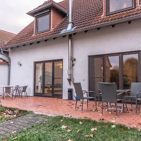 Traumhaus Naehe Mainz I 12 Betten I 4 Schlafzimmer I Terrasse I 200m2 I Garten 度假居