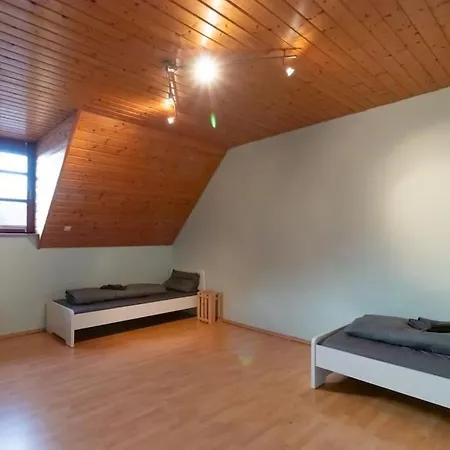 度假居 Traumhaus Naehe Mainz I 12 Betten I 4 Schlafzimmer I Terrasse I 200m2 I Garten *