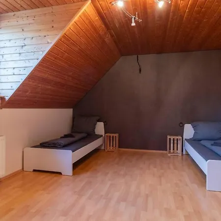 Traumhaus Naehe Mainz I 12 Betten I 4 Schlafzimmer I Terrasse I 200m2 I Garten 度假居 Weinolsheim