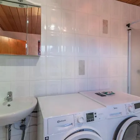 Traumhaus Naehe Mainz I 12 Betten I 4 Schlafzimmer I Terrasse I 200m2 I Garten *