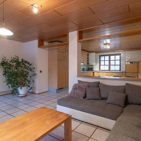 度假居 Traumhaus Naehe Mainz I 12 Betten I 4 Schlafzimmer I Terrasse I 200m2 I Garten