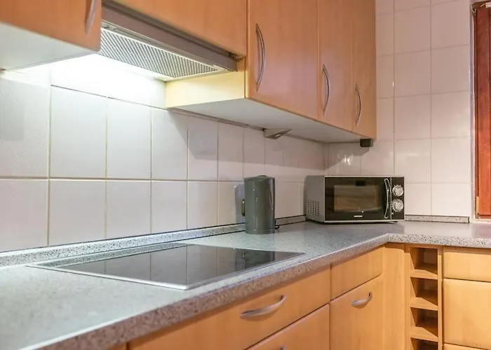 Traumhaus Naehe Mainz I 12 Betten I 4 Schlafzimmer I Terrasse I 200m2 I Garten * Weinolsheim