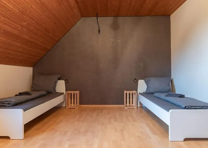 Dom wakacyjny Traumhaus Naehe Mainz I 12 Betten I 4 Schlafzimmer I Terrasse I 200m2 I Garten