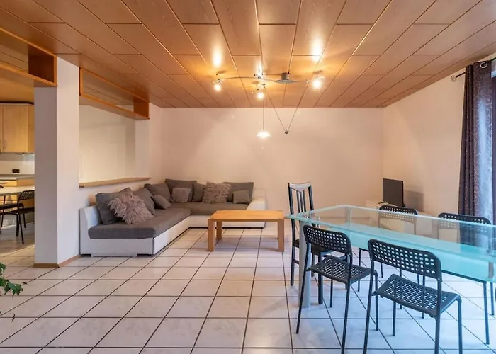 Dom wakacyjny Traumhaus Naehe Mainz I 12 Betten I 4 Schlafzimmer I Terrasse I 200m2 I Garten