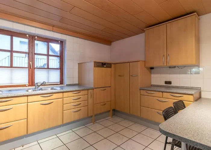 Dom wakacyjny Traumhaus Naehe Mainz I 12 Betten I 4 Schlafzimmer I Terrasse I 200m2 I Garten