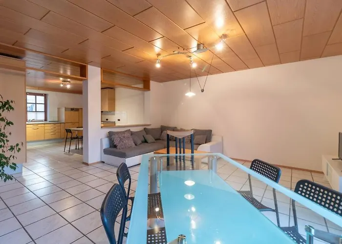 Dom wakacyjny Traumhaus Naehe Mainz I 12 Betten I 4 Schlafzimmer I Terrasse I 200m2 I Garten *