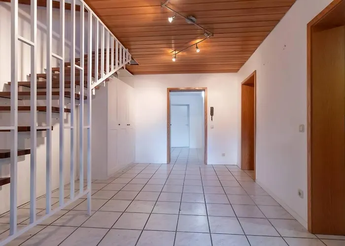 Traumhaus Naehe Mainz I 12 Betten I 4 Schlafzimmer I Terrasse I 200m2 I Garten Weinolsheim