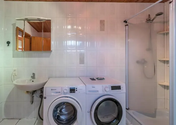 Dom wakacyjny Traumhaus Naehe Mainz I 12 Betten I 4 Schlafzimmer I Terrasse I 200m2 I Garten *