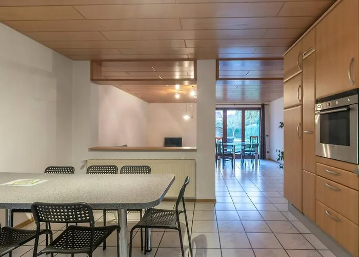 Traumhaus Naehe Mainz I 12 Betten I 4 Schlafzimmer I Terrasse I 200m2 I Garten Dom wakacyjny *