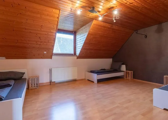 Traumhaus Naehe Mainz I 12 Betten I 4 Schlafzimmer I Terrasse I 200m2 I Garten Dom wakacyjny