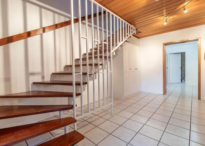 Traumhaus Naehe Mainz I 12 Betten I 4 Schlafzimmer I Terrasse I 200m2 I Garten * Weinolsheim