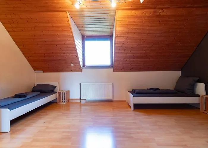 Traumhaus Naehe Mainz I 12 Betten I 4 Schlafzimmer I Terrasse I 200m2 I Garten Dom wakacyjny